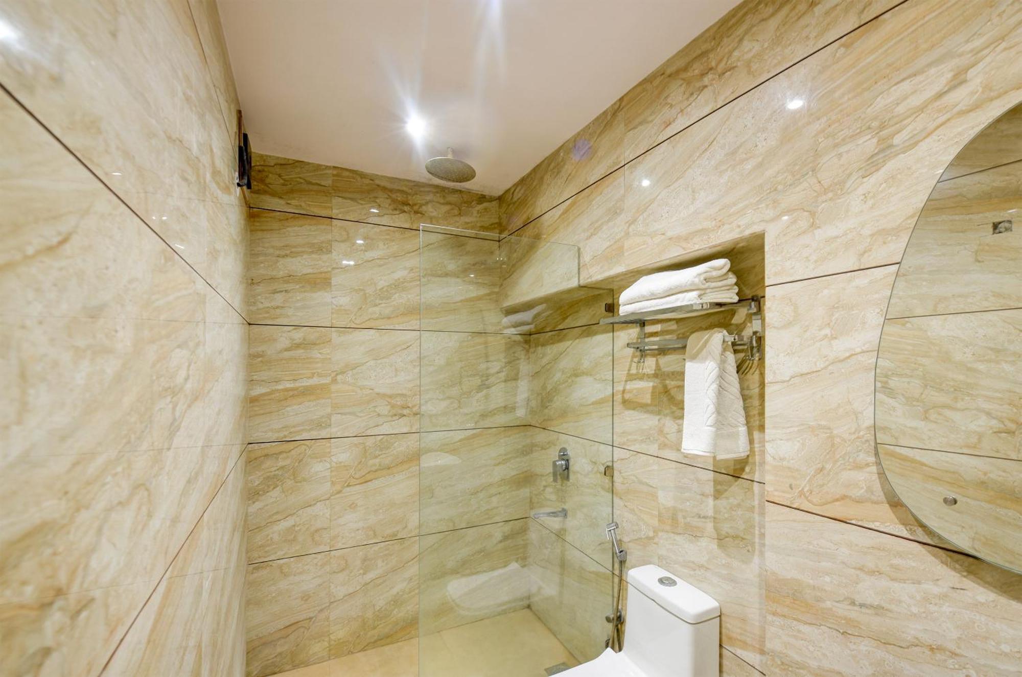 The Pearl Plaza Hotel In City Centre - Near New Delhi Railway Station Luaran gambar